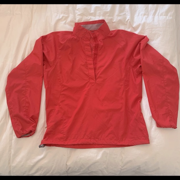 MEC womanโs shell - Picture 1 of 6